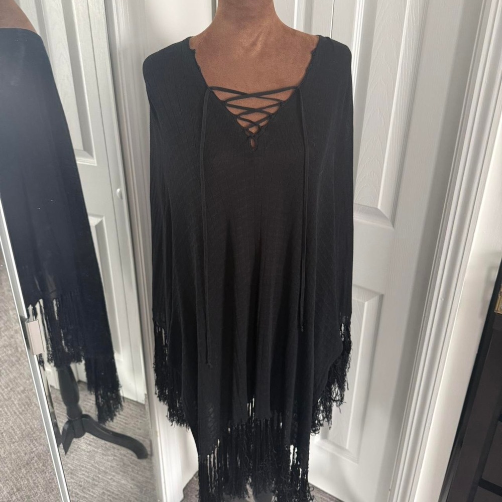 Ralph Lauren Fringe Lace Up Poncho - Picture 2 of 4